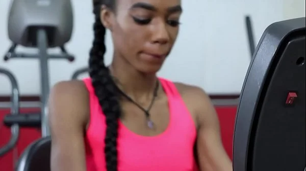 Gym1-1) Sarah Lace / Chanel Skye Anal Threesome Spit Roast Blowjob Deepthroat Lesbo Oral