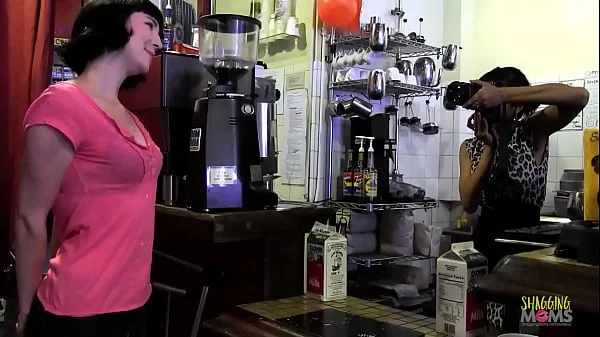 Lesbian photographer seduced a young girl into having sex with her