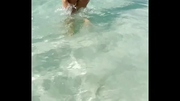 Just met her at the beach! I filmed EVERYTHING
