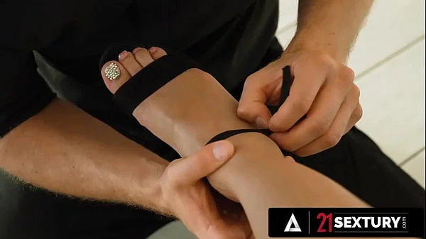 21 SEXTURY - Foot Fetish Hungarian Mistress Sarah Cute Seduces Men To Fuck With Her Wonderful Feet