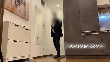 My delivery compilation. Stories how i meet delivery guys naked and they like it.