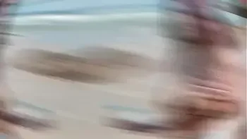 Aquele passeio em uma praia liberal