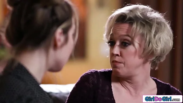 Milf roleplays and facesits her teen fan