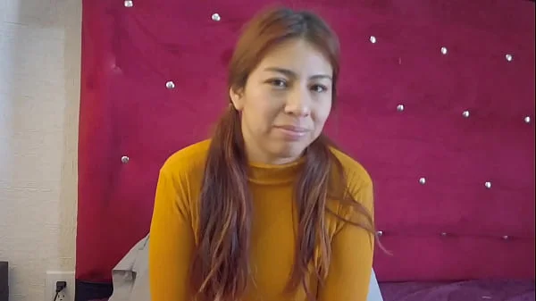 Le enseño a usar condón pero me lo quita y se chorrea en mi verga