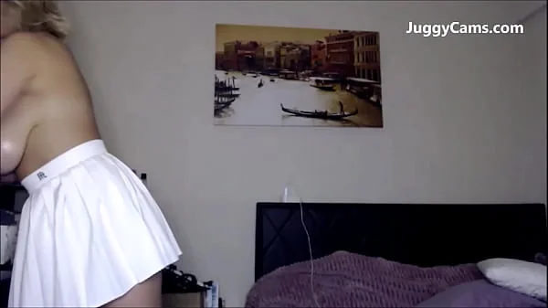 Big natural tits on webcam