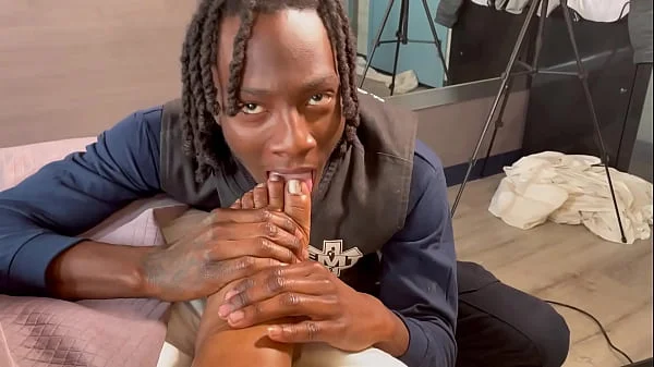 (E)at (M)y (T)wat Mr ambulance guy - Full vid on FAN-SLY