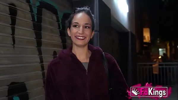 A big dicked rookie for an amazing porn debut! Rebeka Rock makes her 1st scene at 35