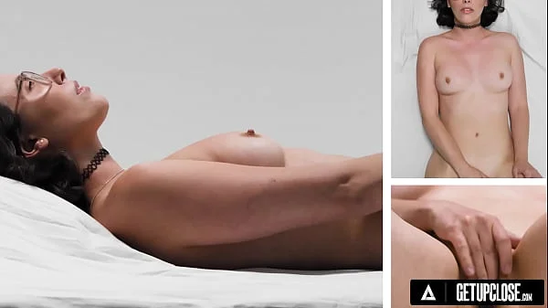 UP CLOSE - How Women Orgasm With Passionate Casey Calvert! SOLO FEMALE MASTURBATION! FULL SCENE