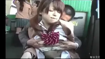 Who is she?, quien es ella?