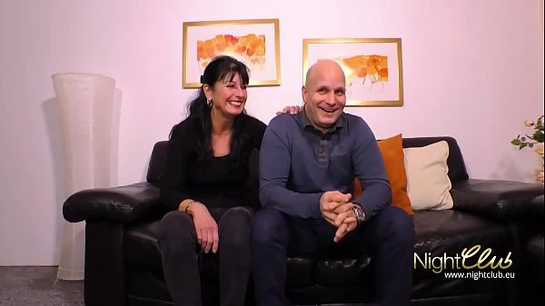 MILF fickt mit dem Freund Ihres Mannes