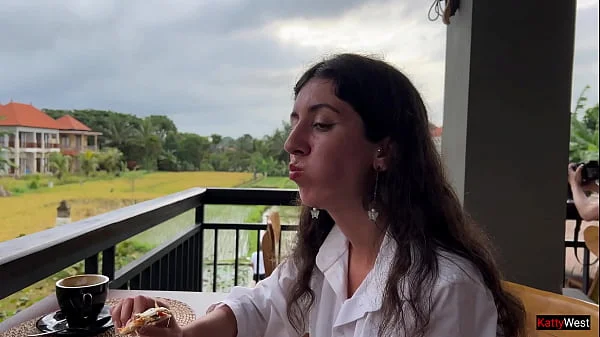 Eating pizza with cum on my face in a public cafe