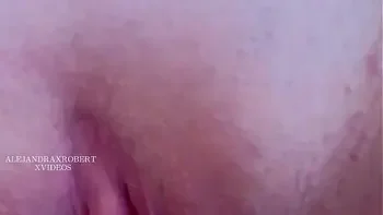 Mi vecino me da mas placer que me novio