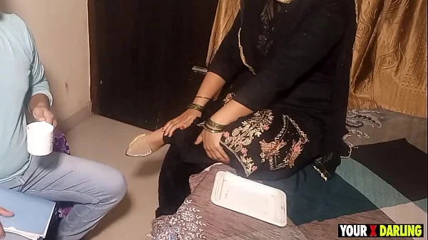 Chaachi Ko Collage Mein Pad Rahe Bhateeje Ne Chod Diya Jab Chachu Ghar Pe Nahi The