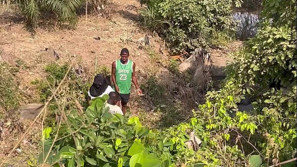 2 strangers taking turns to fuck this teenage village girl in the river