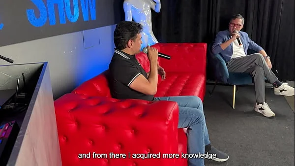 Mexican producer sets up a porn with the best asses in Colombia - Juan Bustos Podcast ft. SEXMEX