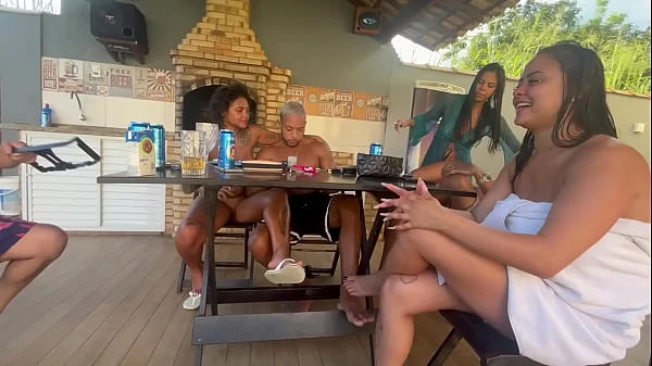 Vazou na net! Jovens influencers em troca de casal na Piscina Parte um caiu na net
