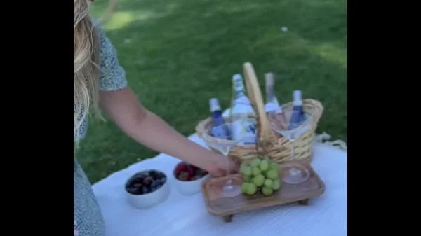 Come on Date with Me