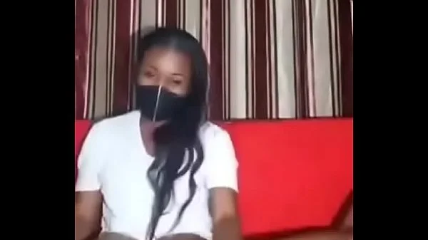 Two Rwandese queens looking for pleasure