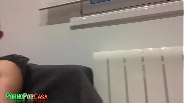 I give my girlfriend and her friends a cock at the party
