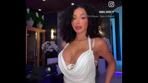 MIA SORETY  Ig video