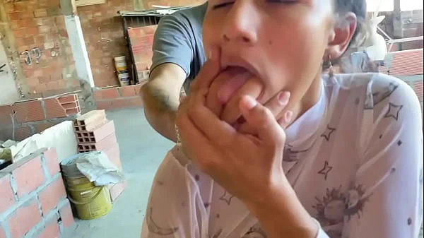 me follo a mi jefa pro su gran coño y le ordeño su teta