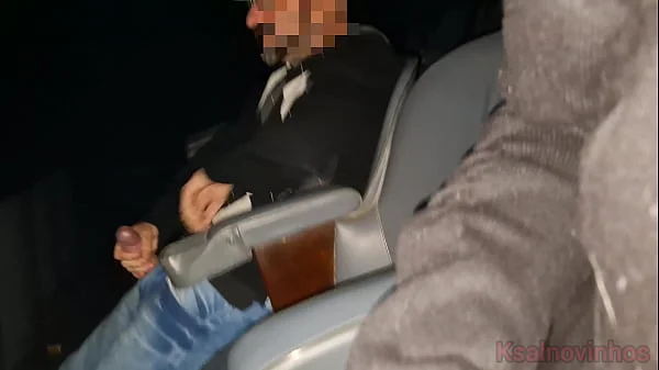 Corno leva esposa no cine porno fuder com estranhos!