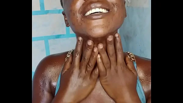 Come watch the sexiest ebony crazybitch from Ghana