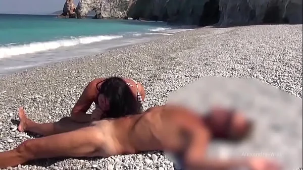 The most beautiful Stranger cocks caught jerking off on the beach and juiced