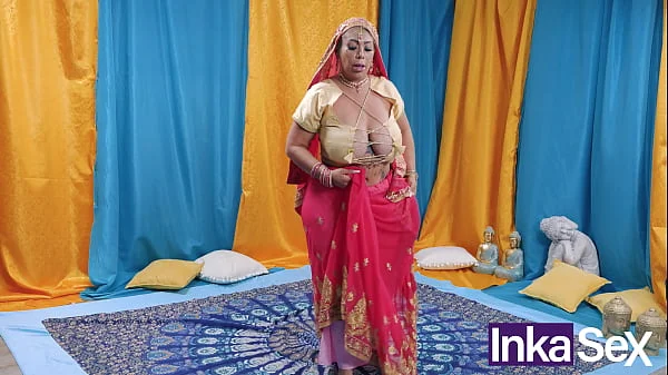 Chudai - Madrastra India tetona se folla al novio de su Hijastra y le dejan el coño lleno de leche.