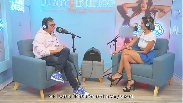 LATINA GigiDamessco Sex addict gets her pussy wet with FUCKMACHINE vibration on Podcast