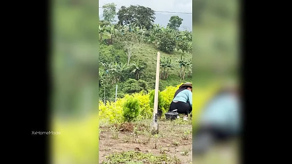 I PAID A YOUNG COLOMBIAN FARM WOMAN TO MILK MY COCK