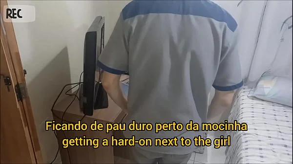 Safada dona de casa recebe manutencista depravado!