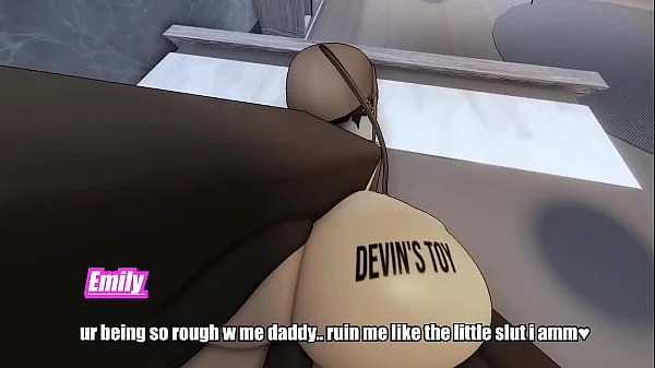 Headless Roblox Girl gets STRETCHED