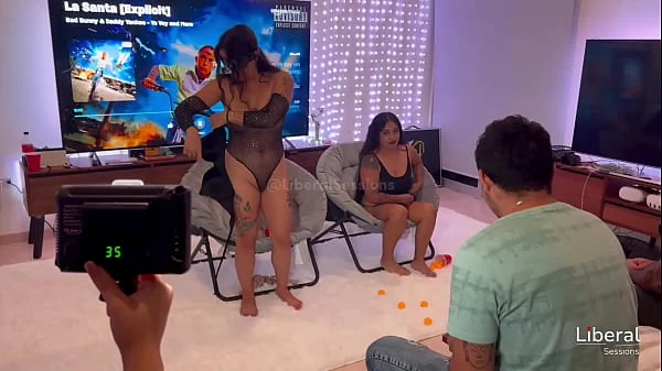 Parejas swinger hacen su primer intercambio de parejas real