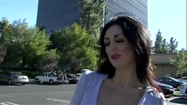 Fucking brunette milf mom