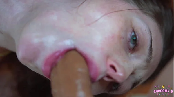 Shr00ms Q Skips School To Split On Step Bro