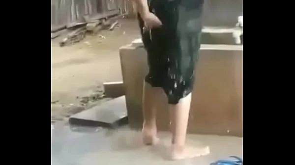 ရေချိုးချောင်းရိုက်