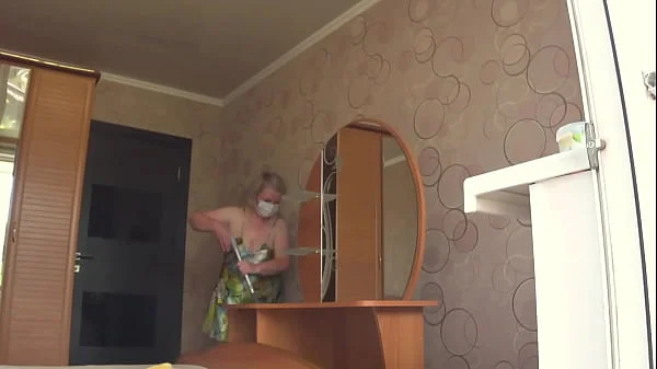 Neighbor watches chubby milf through open window. PAWG.