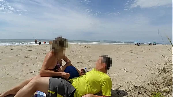 A stranger milf made me ejaculate in front of everyone