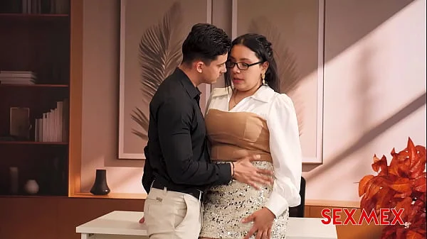 SEXMEX - THE HOT ASSISTANT SUBMITS TO JUNIOR . Paola Rubiel