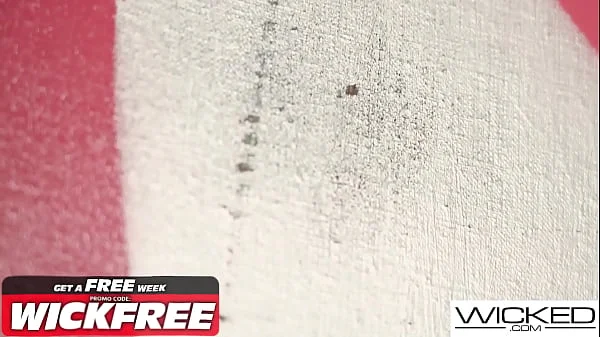 Wicked - Hot Blonde Babe Muse Gets Fucked Good By Artist