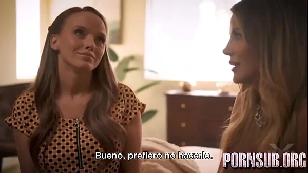 comparto a mi hijastro con mi puta amiga. sub español. ver completo en: pornsuborg