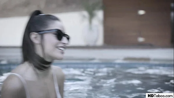 Pervert strikes again - Jaye Summers and Emily Willis