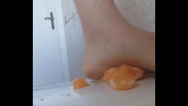 stepMom is not there and so your sister prepares breakfast for you. Here's how to prepare the juice