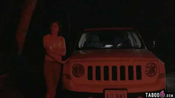 Teen couple taken by aliens star in live sex shows