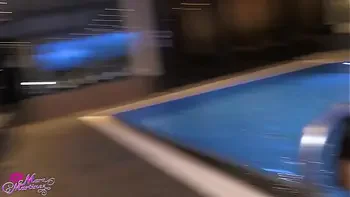 Doppelorgasmus am Hotelpool!