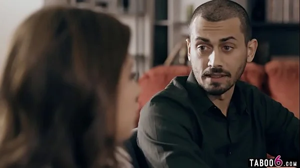 Psychiatrist manipulates huge tits girl into having sex