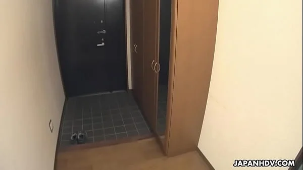 Japanese delivery girl, Lulu Kinouchi got nailed for mistake, uncensored