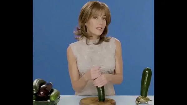 Gillian Anderson - Sex Education