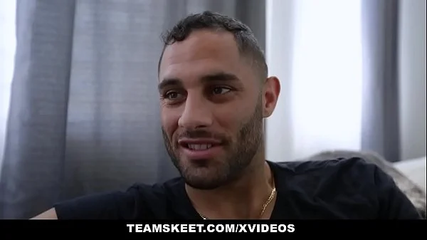 TeenPies - Big Titty Redhead Skylar Snow Wants A Warm Gooey Creampie